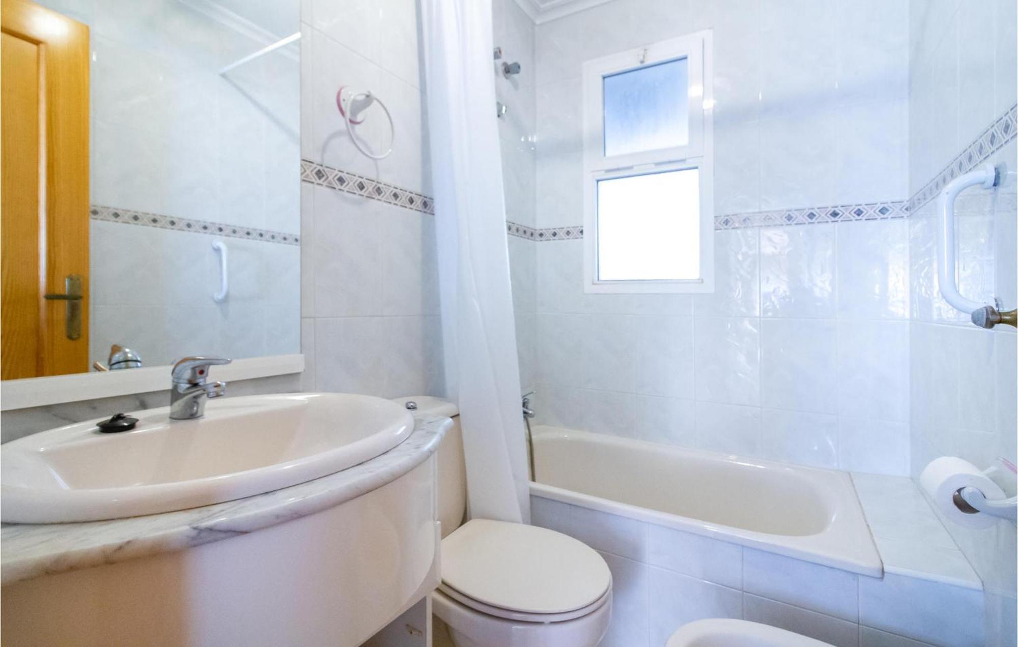 2 Bedroom Lovely Home In Santa Pola Eksteriør bilde